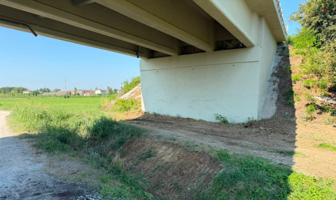Ponte sull'SP35 a Guastalla. La foto mostra il ponte alla fine dei lavori.